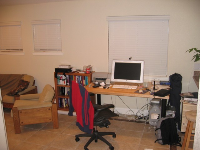 Computer area/Living room